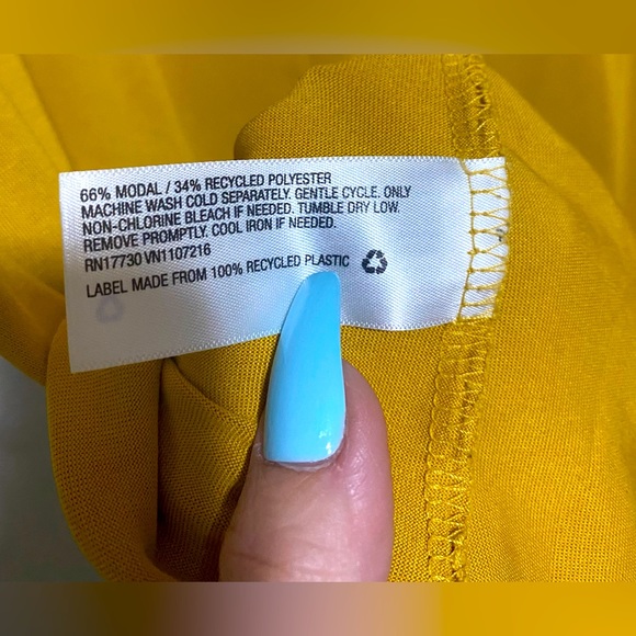 💰2/$10 Used Ava& Viv womens mineral yellow top size 1x - Picture 4 of 6